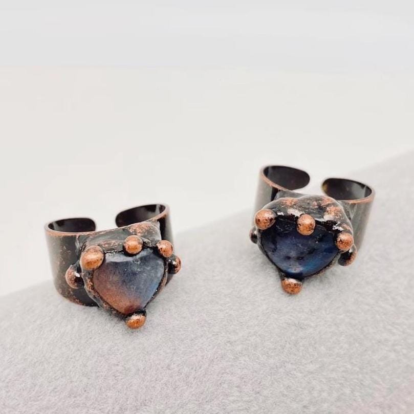 Vintage inspired Natural Moonstone Heart Shape Adjustable Ring, copper